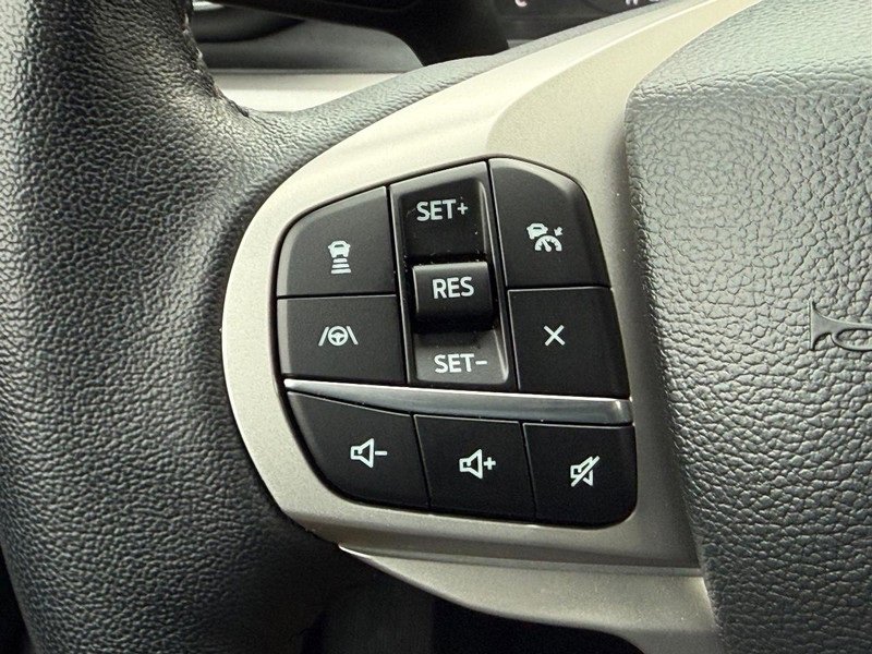 Certified 2023 Ford Explorer XLT w/ Equipment Group 202A image 15