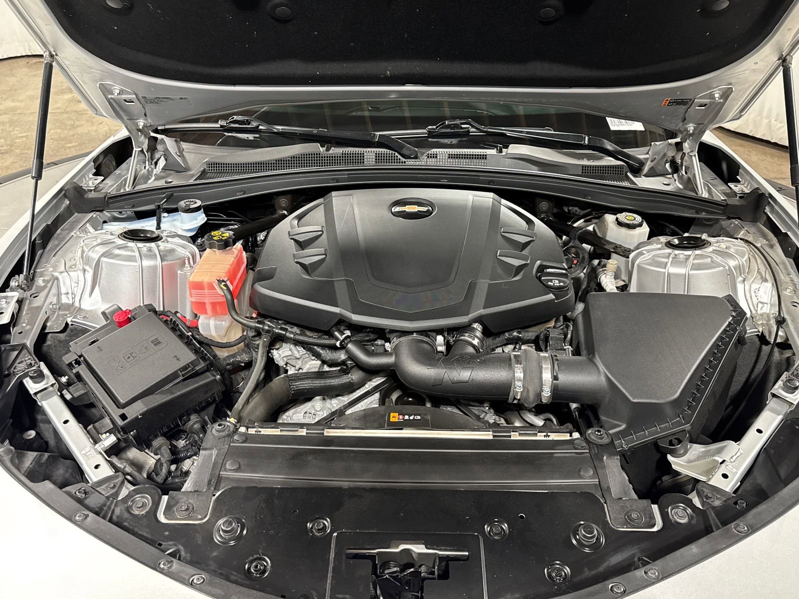 Used 2017 Chevrolet Camaro LT w/ Technology Package RWD image 26