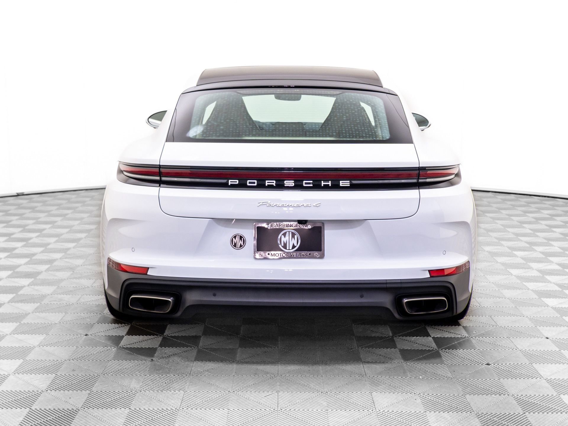 Certified 2024 Porsche Panamera 4 image 10