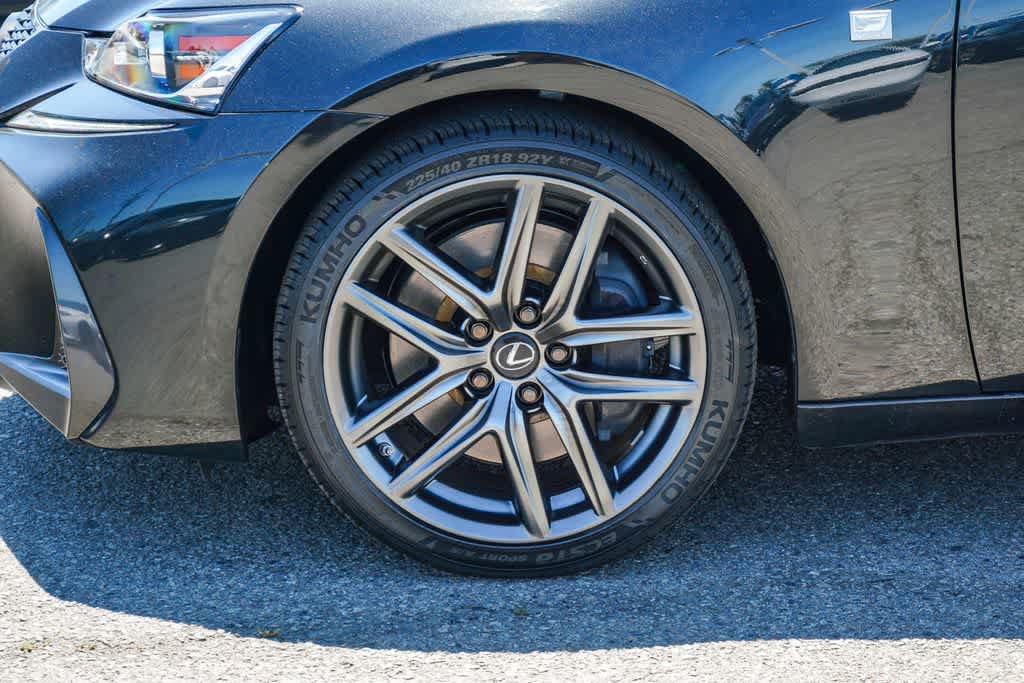 Used 2020 Lexus IS 300 F Sport w/ F Sport Package RWD image 10