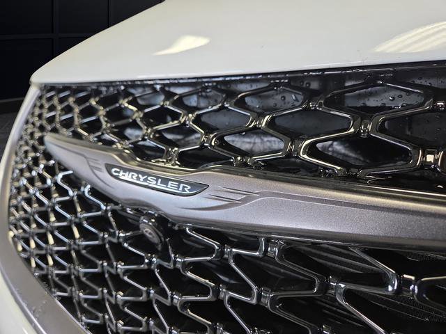 New 2026 Chrysler Pacifica Select FWD image 39