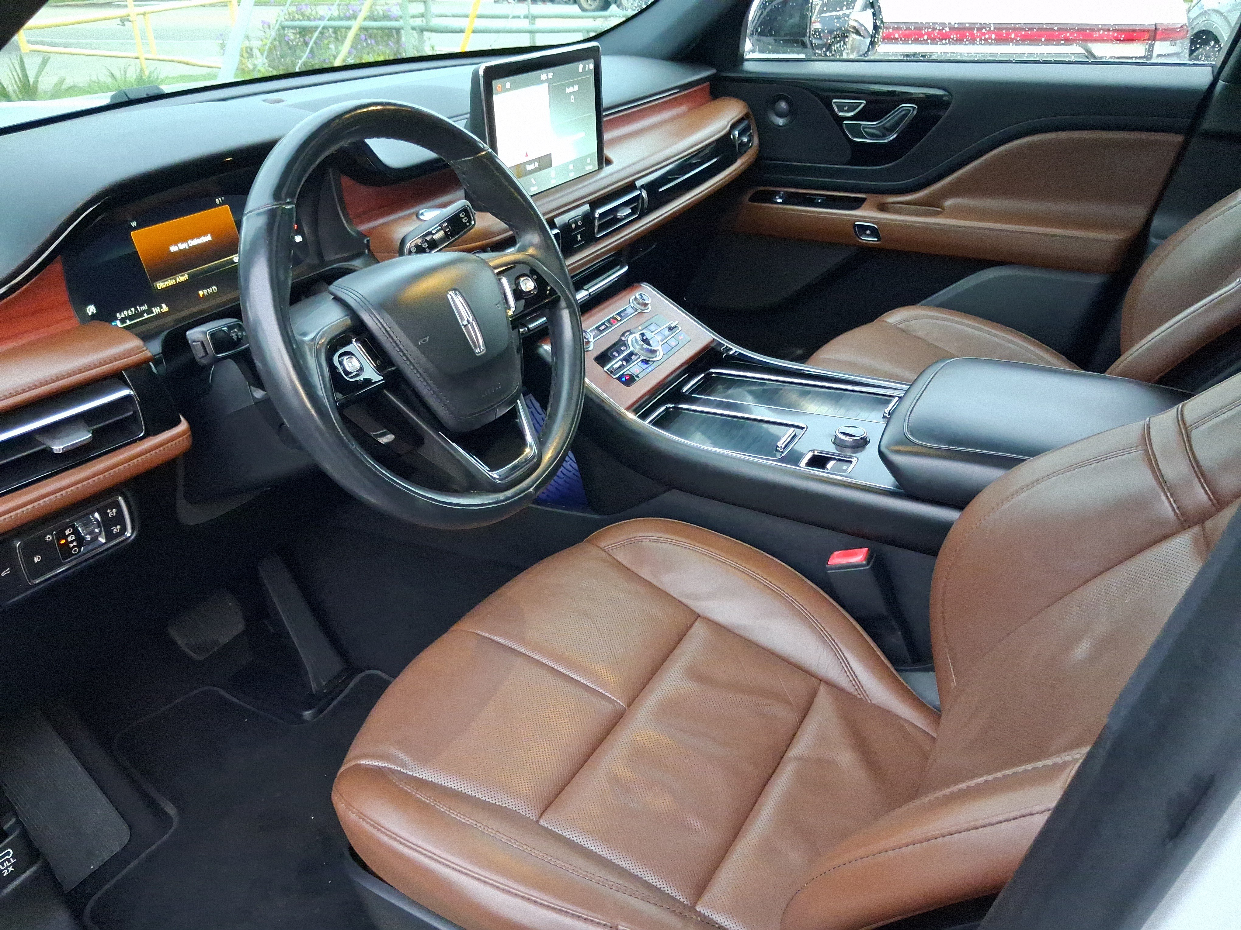 Certified 2021 Lincoln Aviator Reserve w/ Elements Package Plus RWD image 10