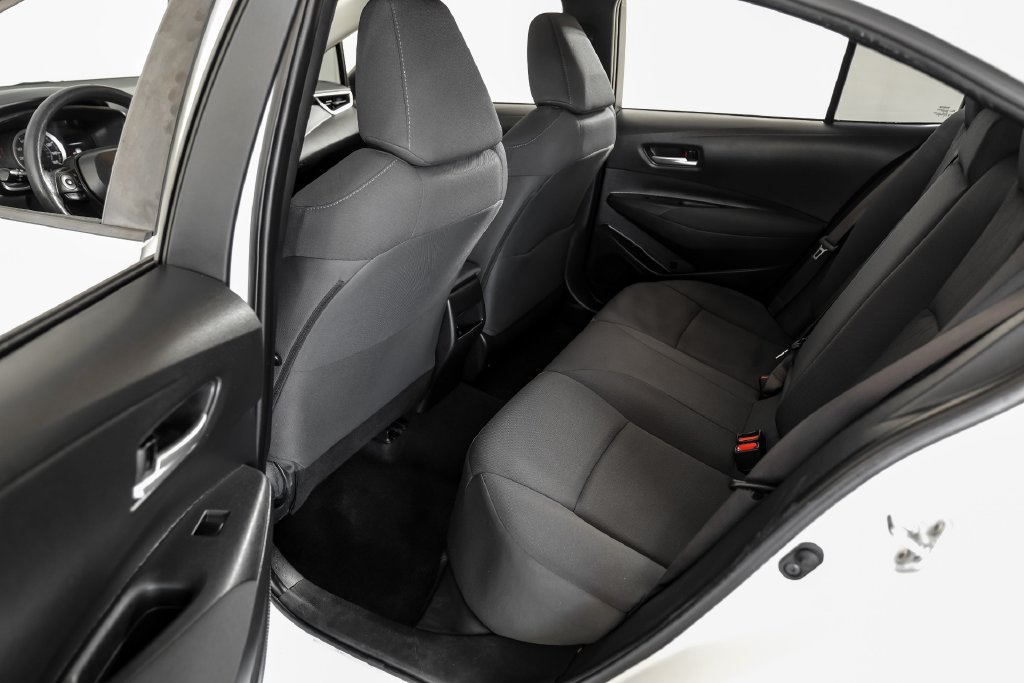 Used 2020 Toyota Corolla LE FWD image 37