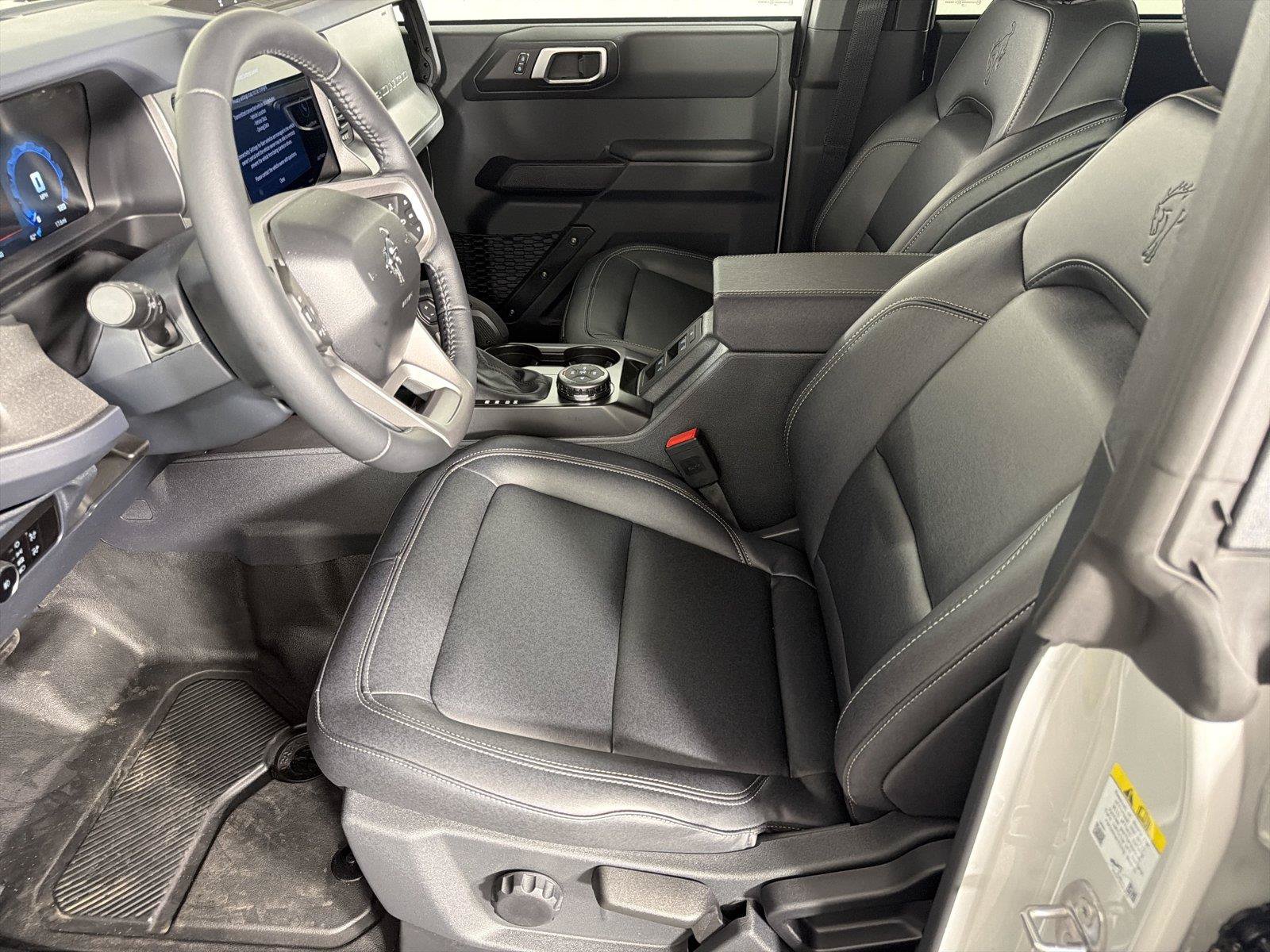 New 2026 Ford Bronco Big Bend w/ Black Diamond Package AWD/4WD image 8