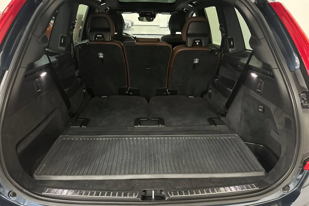Used 2019 Volvo XC90 T6 Momentum w/ Protection Package Premier AWD/4WD image 18