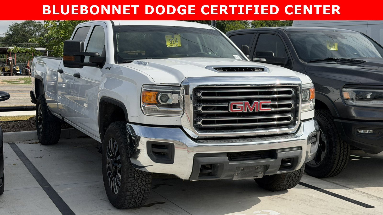 Used 2018 GMC Sierra 2500 4x4 Crew Cab w/ Sierra Convenience Package image 13