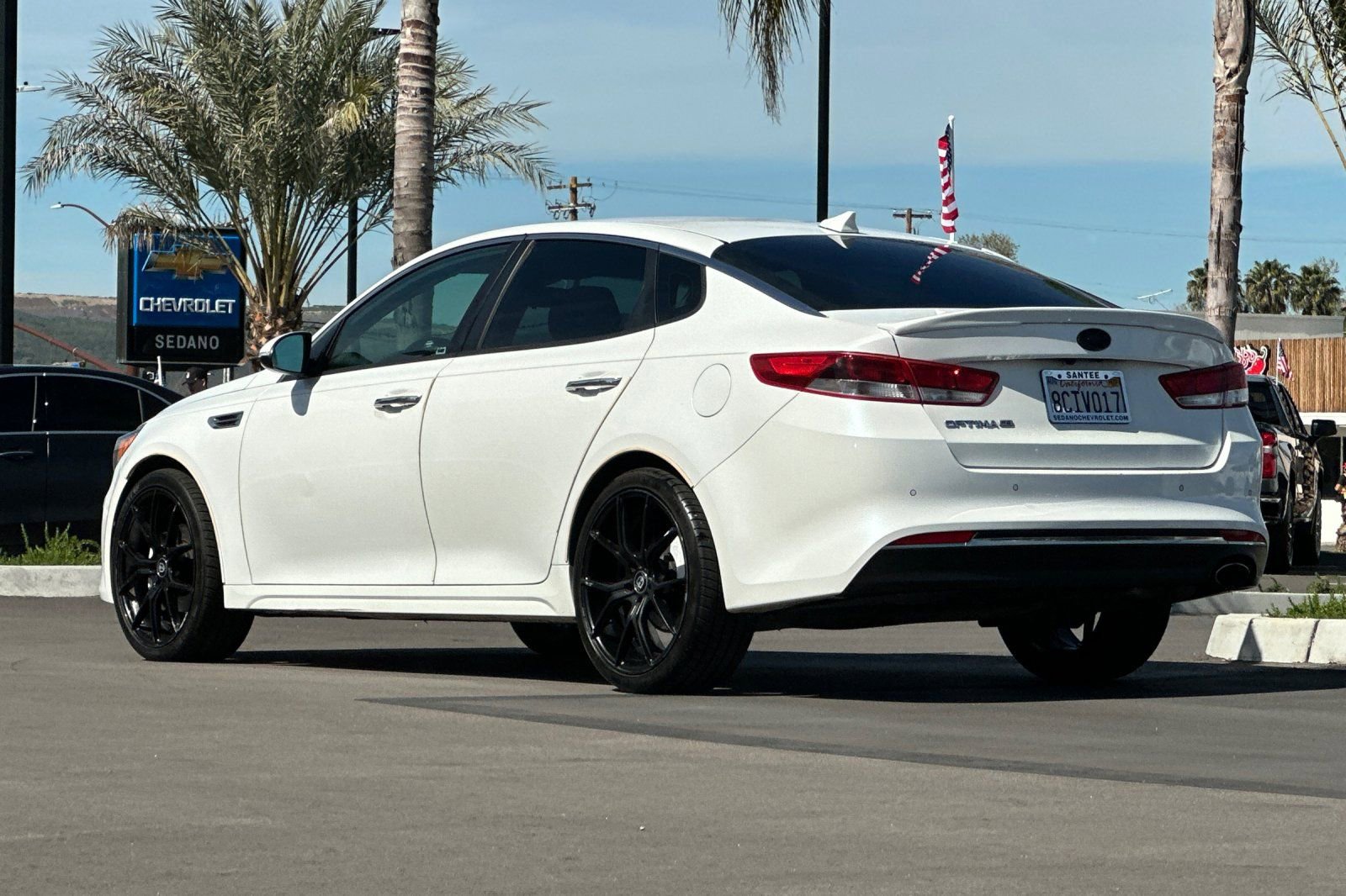 Used 2018 Kia Optima LX image 6