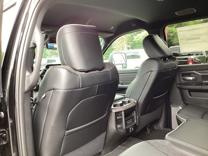 New 2026 RAM 2500 Laramie w/ Night Edition AWD/4WD image 21