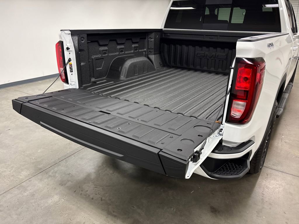 New 2026 GMC Sierra 1500 Elevation w/ Elevation Premium Package AWD/4WD image 19