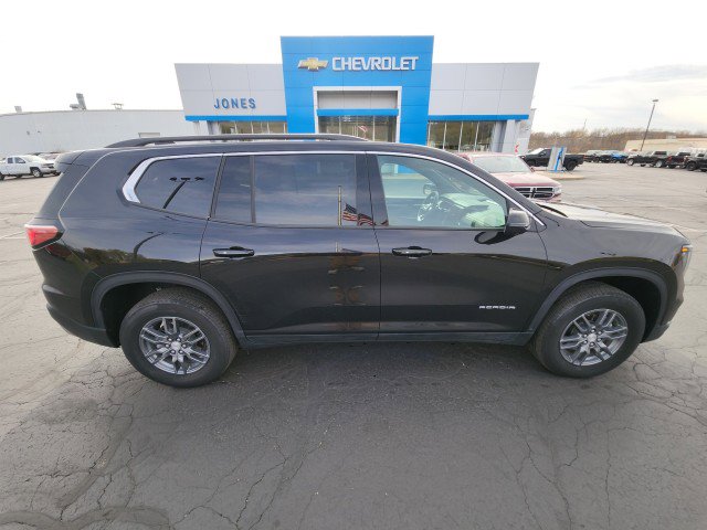 Used 2025 GMC Acadia Elevation image 6