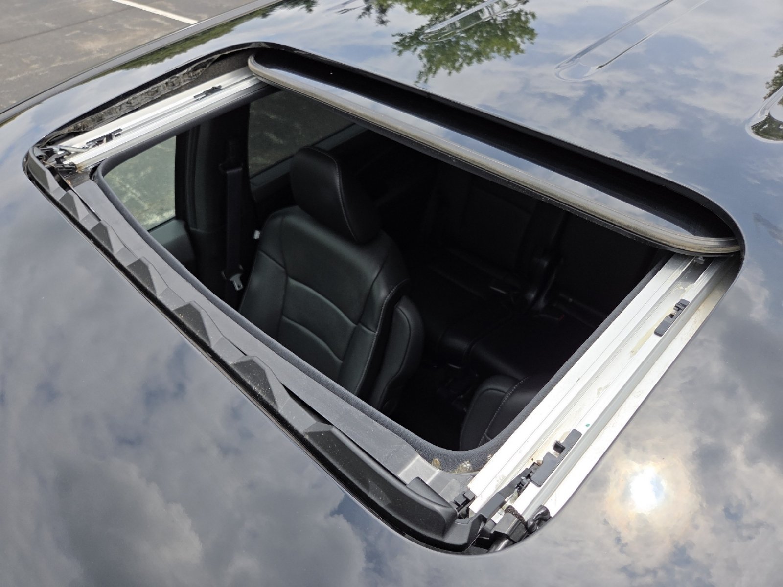 Certified 2023 Honda Passport EX-L image 4