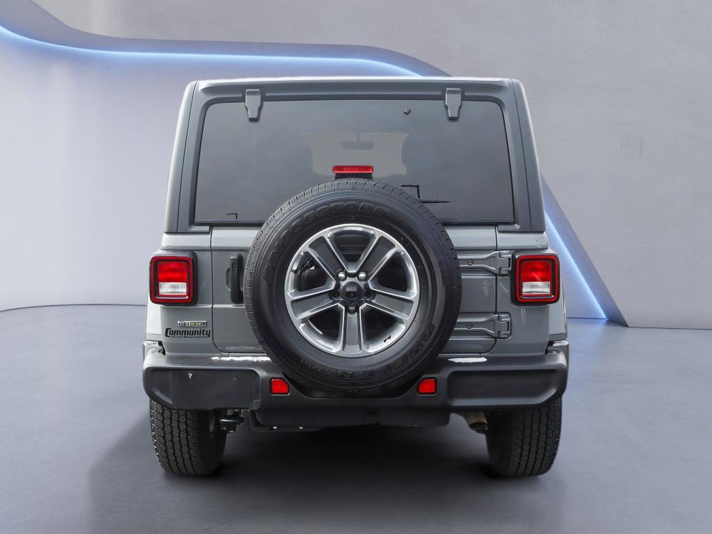 Used 2023 Jeep Wrangler Sahara w/ Cold Weather Group image 5