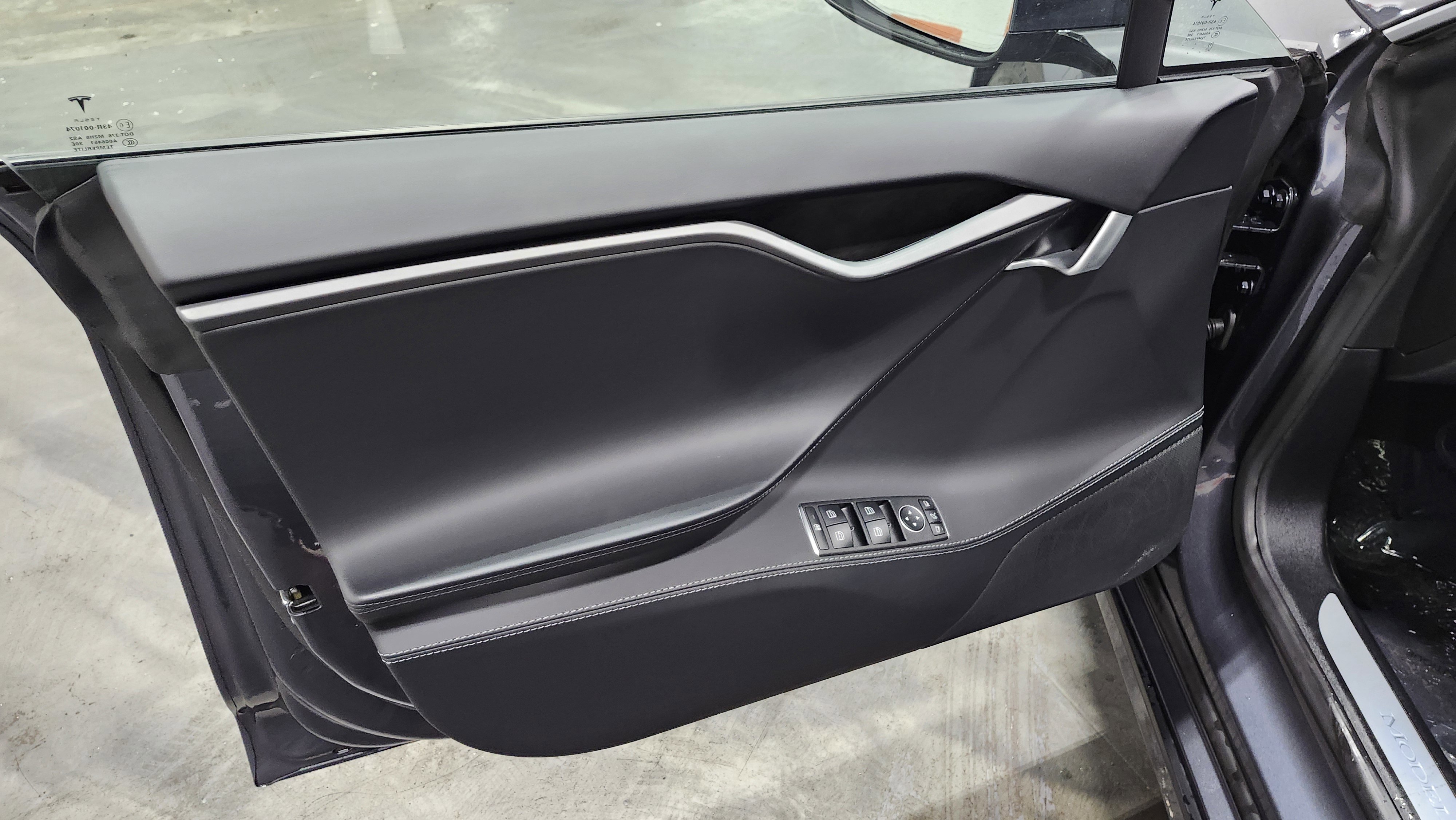 Used 2020 Tesla Model S Long Range image 25