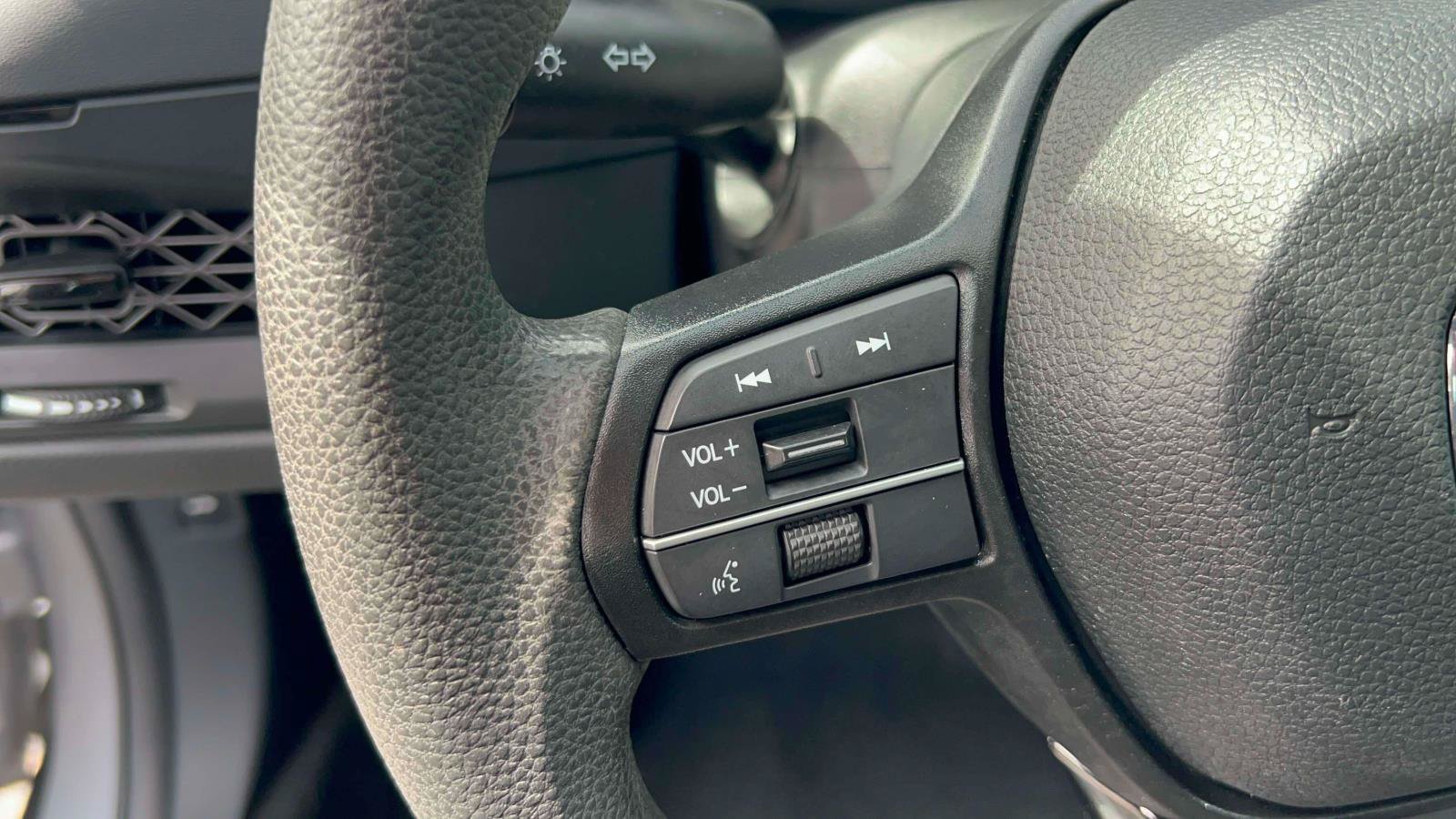 Used 2023 Honda Accord LX image 22