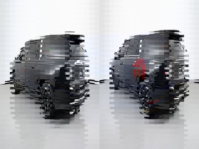 Used 2023 Chevrolet Suburban High Country w/ LPO, Illumination Package image 7