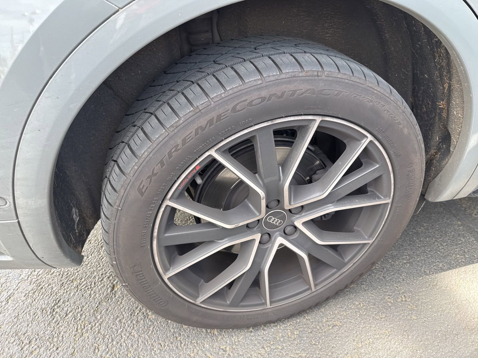 Used 2021 Audi SQ5 Prestige w/ Prestige Package image 2