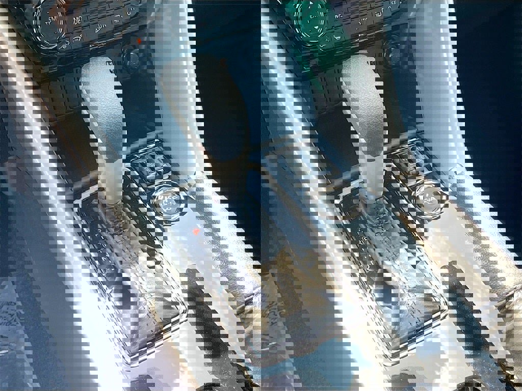 New 2025 Mitsubishi Eclipse Cross LE image 16