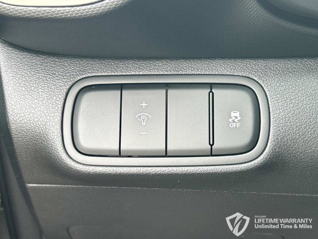New 2026 Hyundai Venue SEL FWD image 27