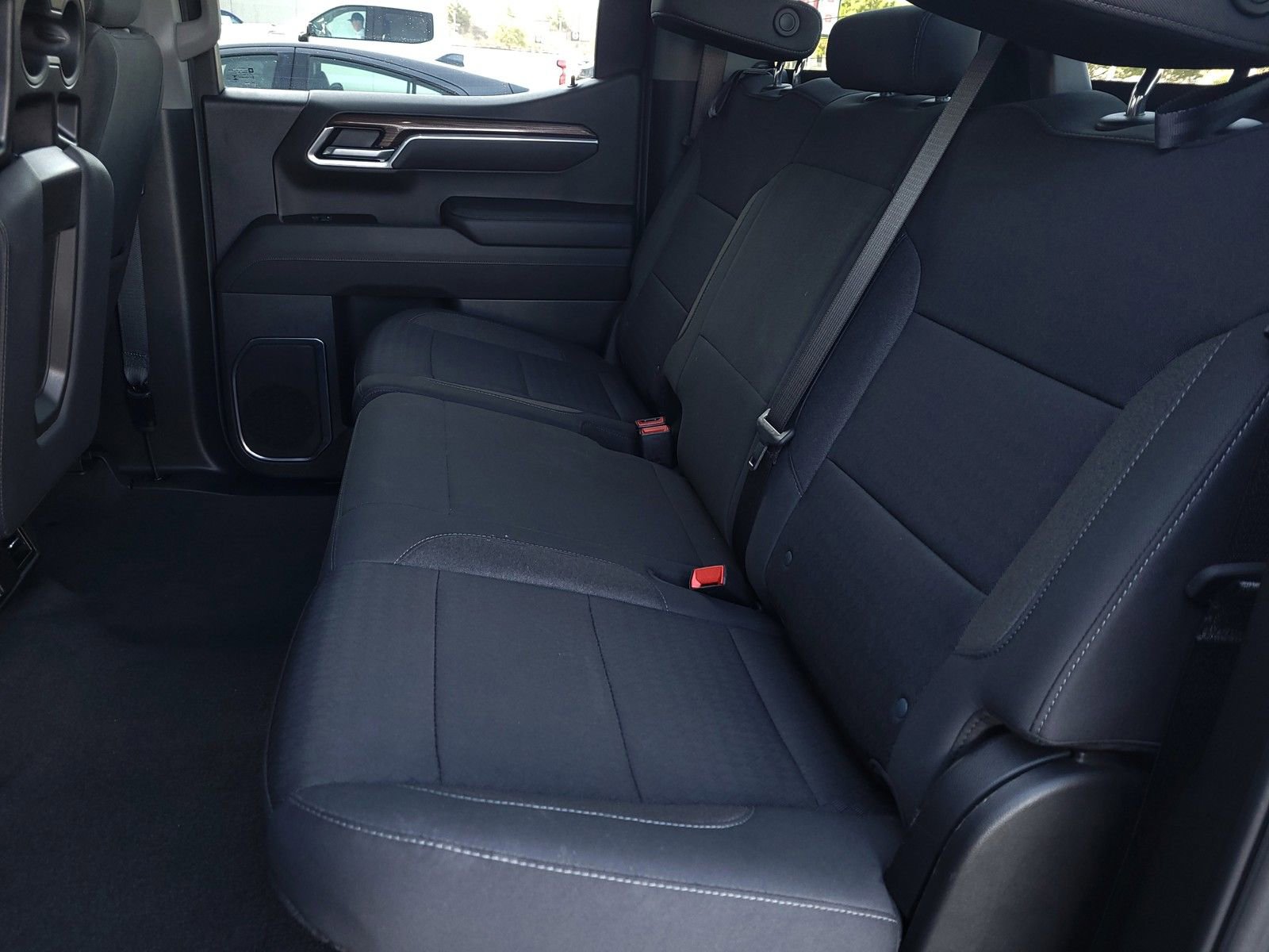 Used 2025 Chevrolet Silverado 1500 LT image 11