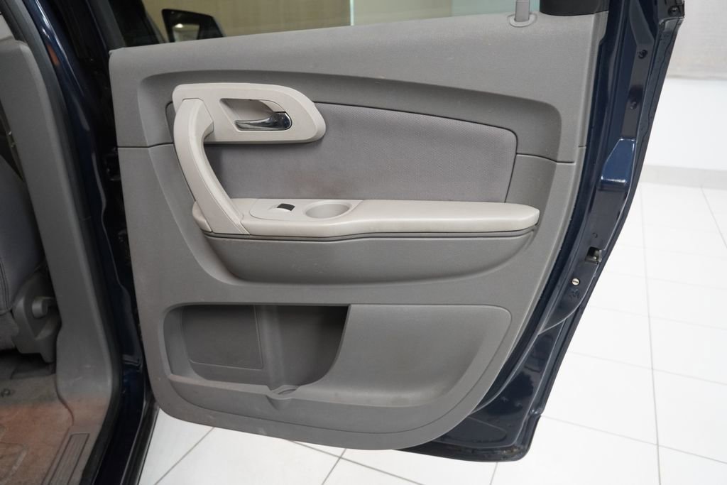Used 2012 Chevrolet Traverse LS image 30
