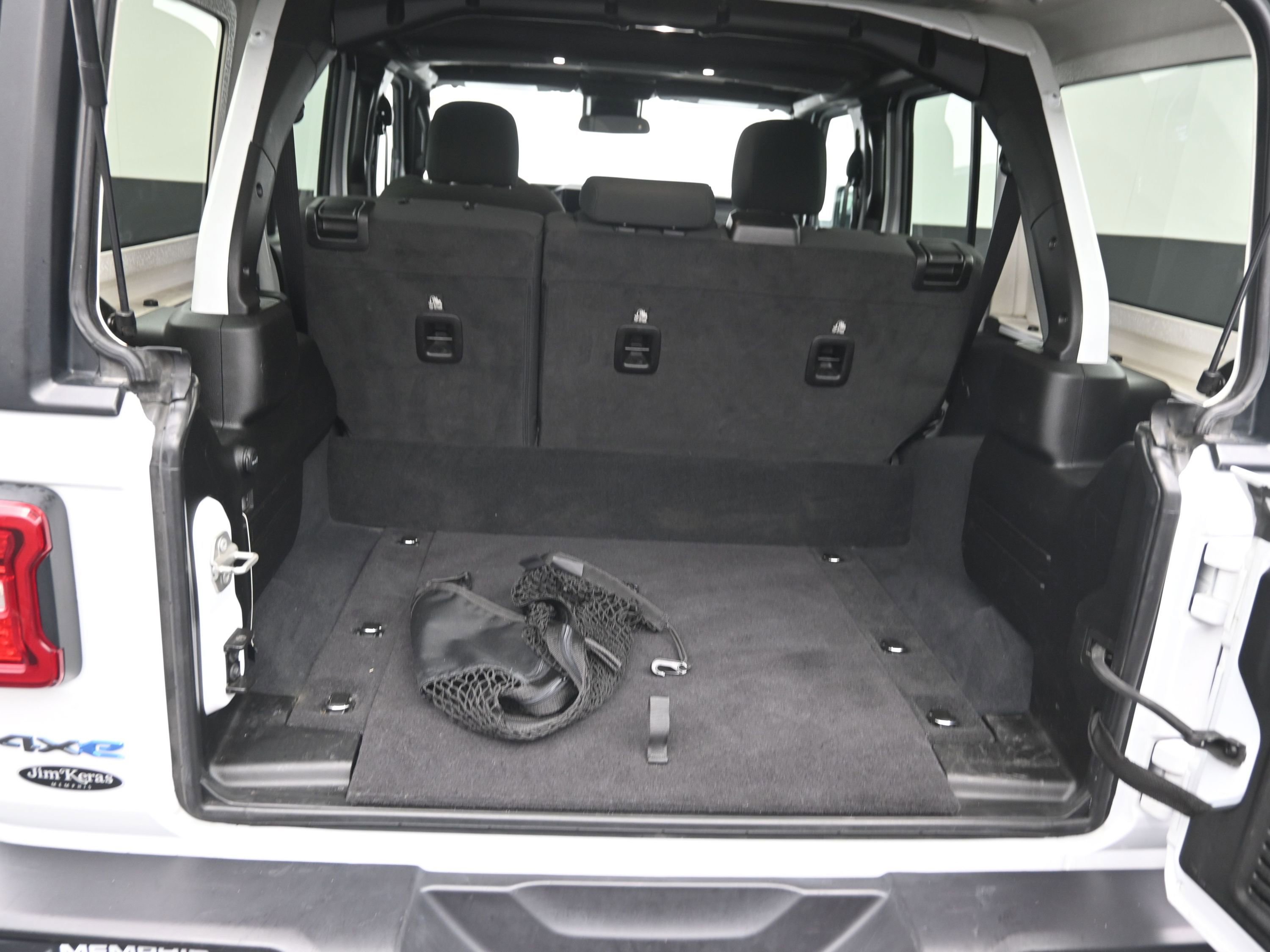 Used 2024 Jeep Wrangler Unlimited Rubicon 4xe image 15