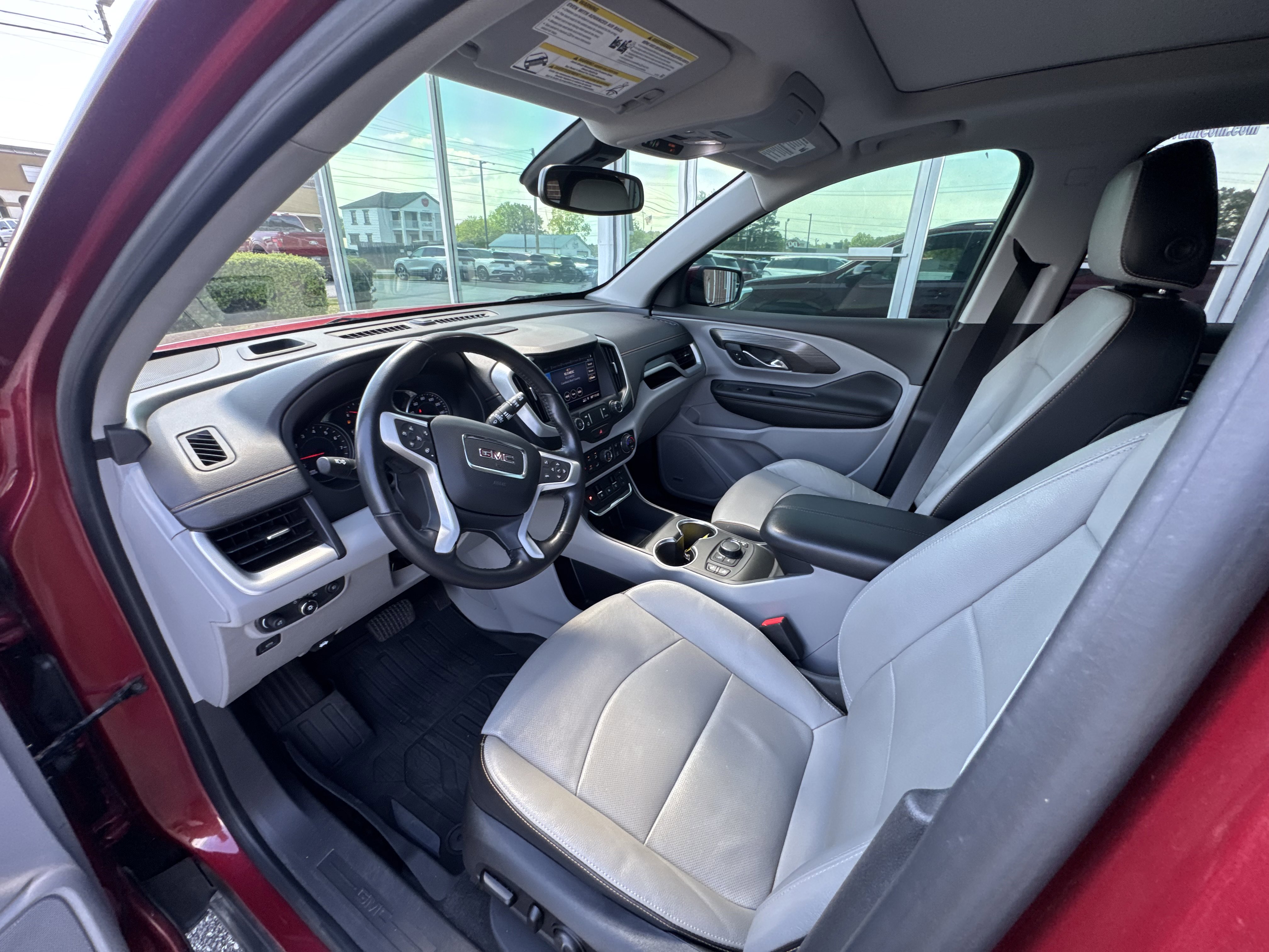 Used 2021 GMC Terrain SLT w/ Infotainment Package II FWD image 7