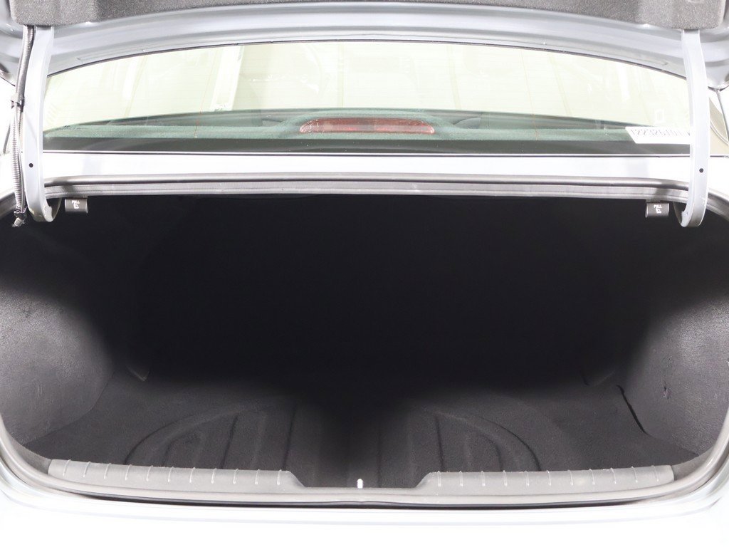 Used 2021 Hyundai Elantra SE image 18