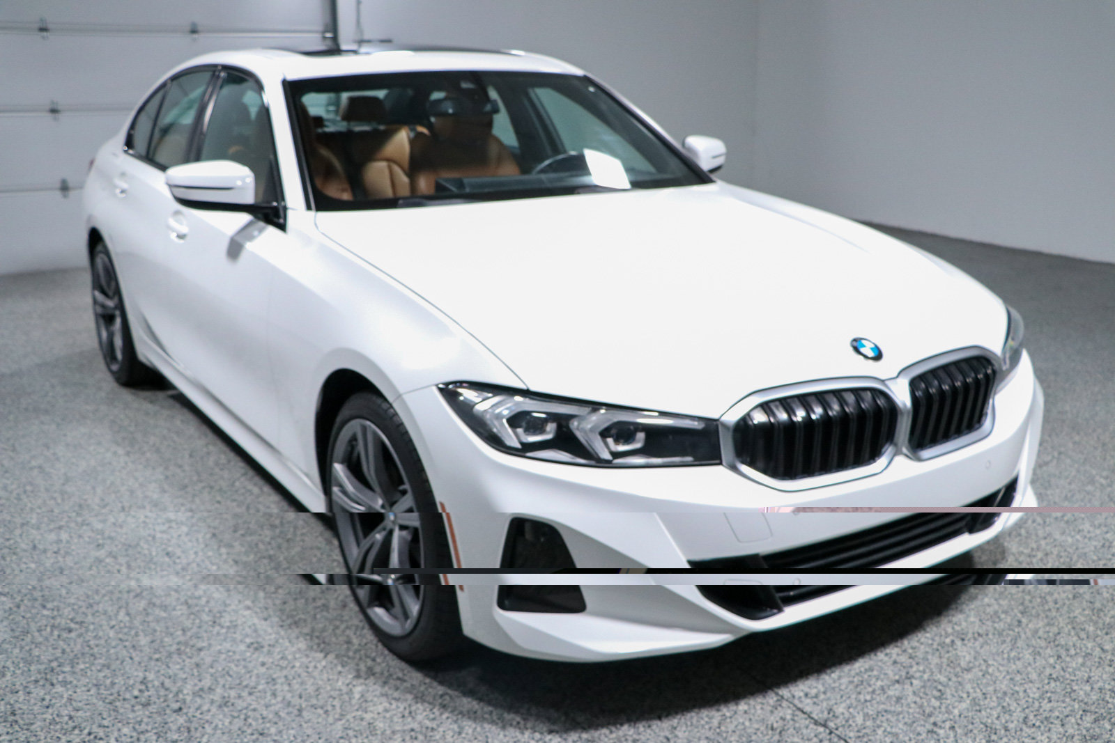 Used 2023 BMW 330i Sedan w/ Premium Package RWD image 5
