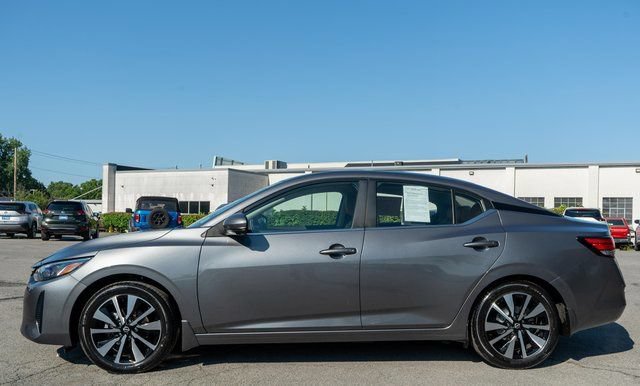 Certified 2024 Nissan Sentra SV w/ SV Premium Package FWD image 10