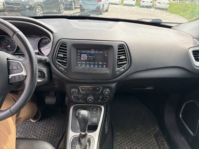 Used 2018 Jeep Compass Latitude w/ Popular Equipment Group image 20