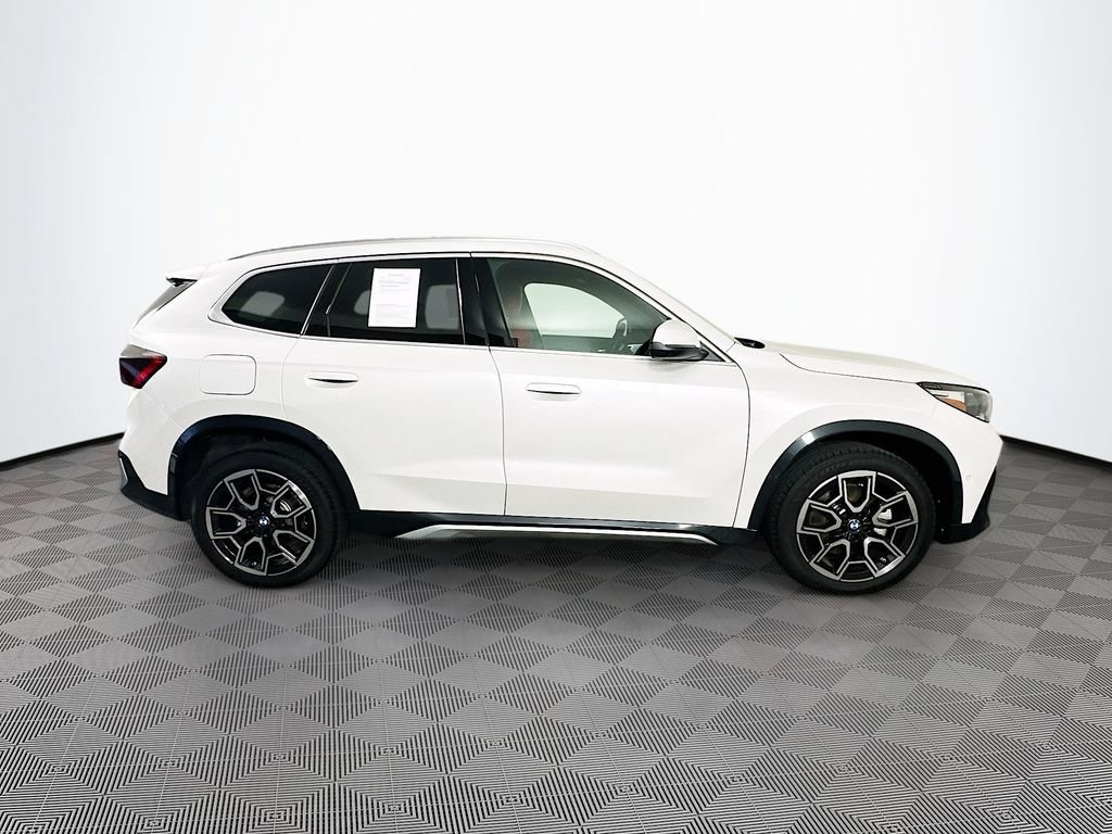 Used 2025 BMW X1 xDrive28i AWD/4WD image 10