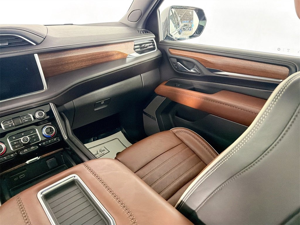 Used 2023 GMC Yukon Denali Ultimate image 22