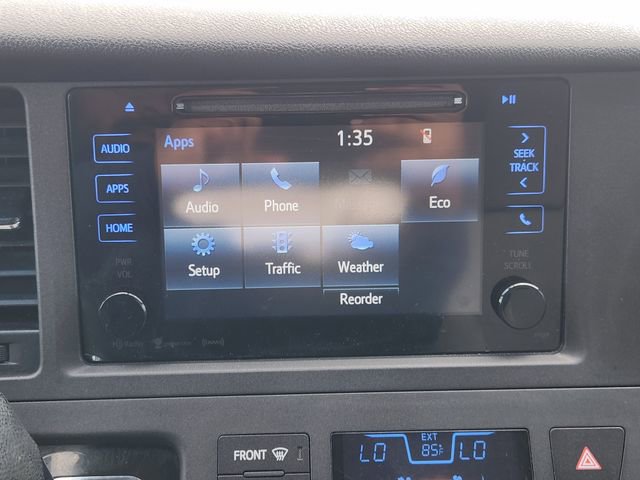 Used 2017 Toyota Sienna LE image 12