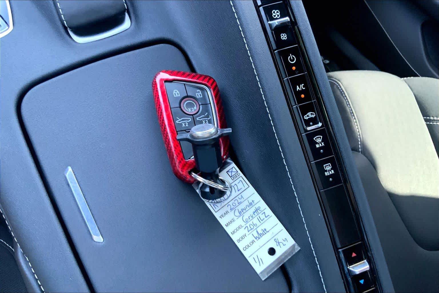 Used 2024 Chevrolet Corvette Z06 RWD image 15