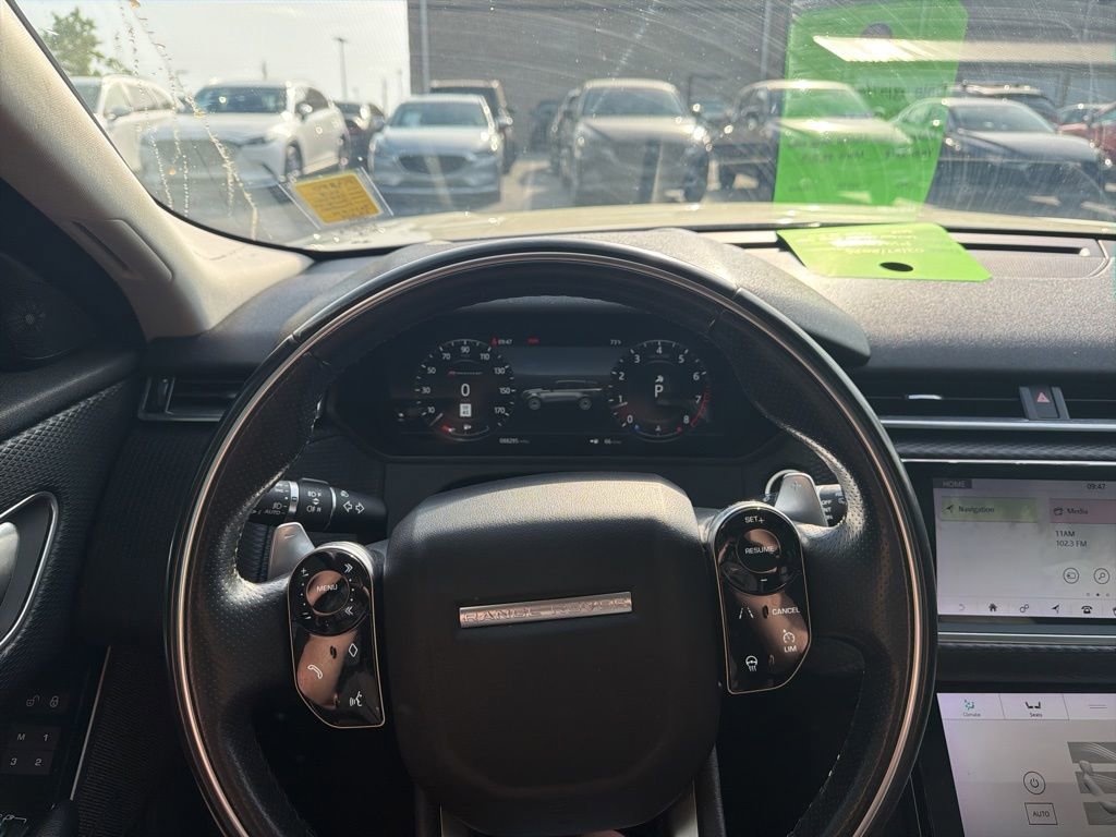 Used 2018 Land Rover Range Rover Velar R-Dynamic SE image 16