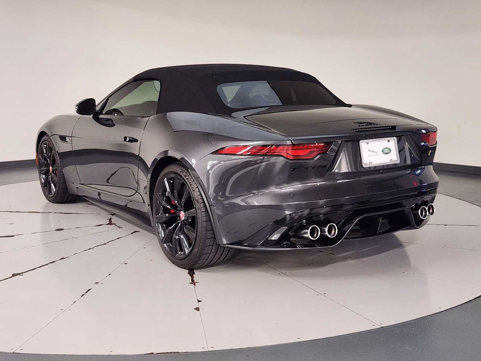 Used 2023 Jaguar F-TYPE R AWD/4WD image 5