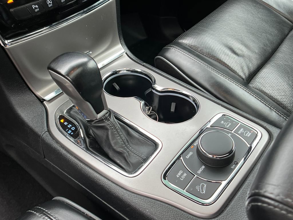 Used 2020 Jeep Grand Cherokee Overland image 20