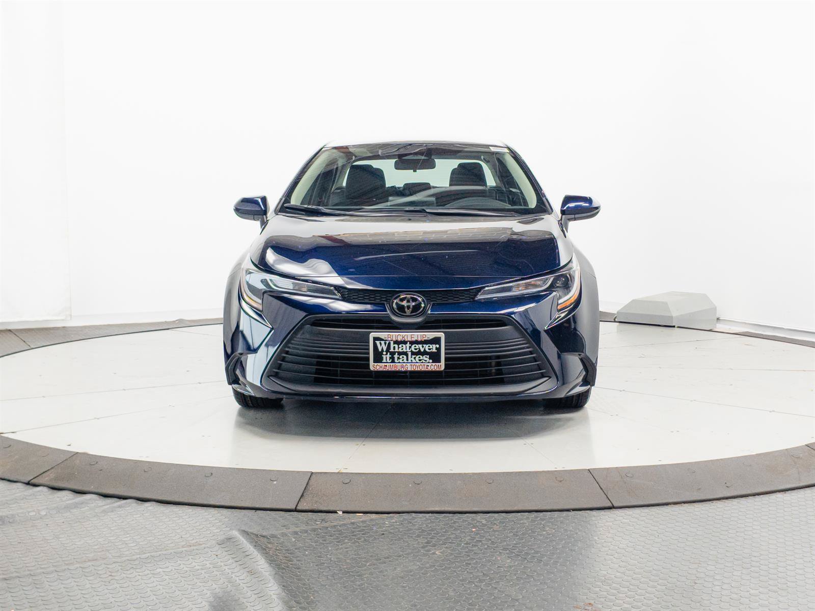 Used 2023 Toyota Corolla LE FWD video 2