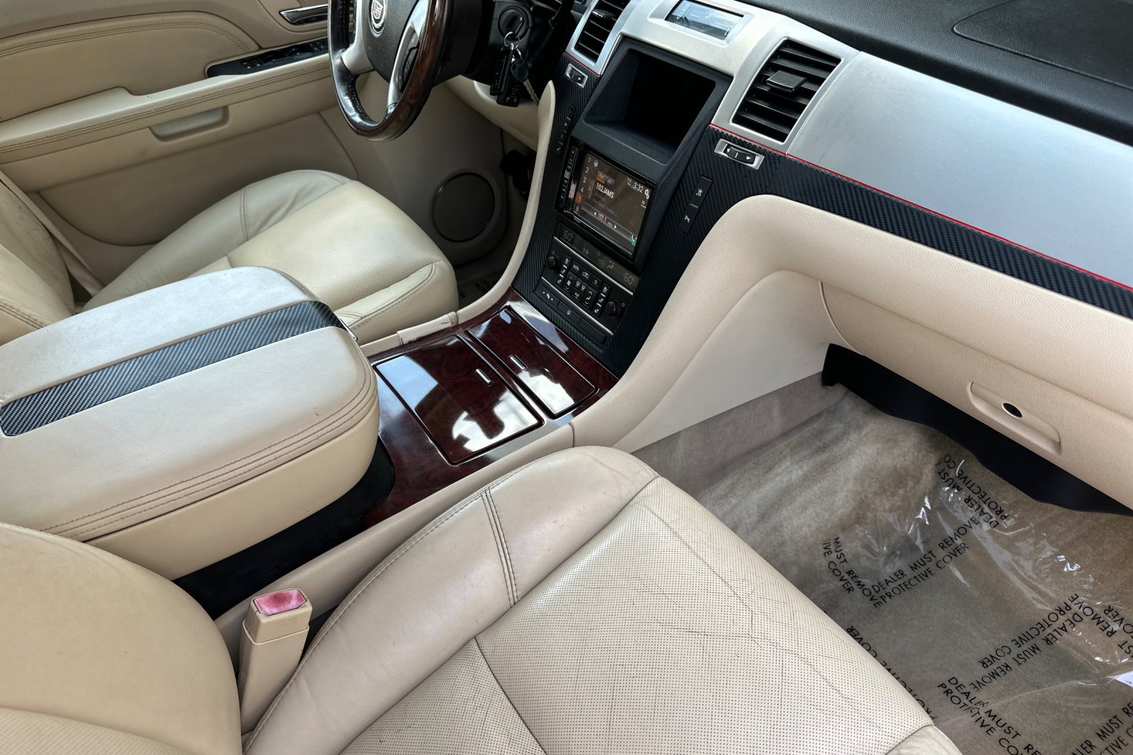Used 2007 Cadillac Escalade AWD w/ Information Package image 19