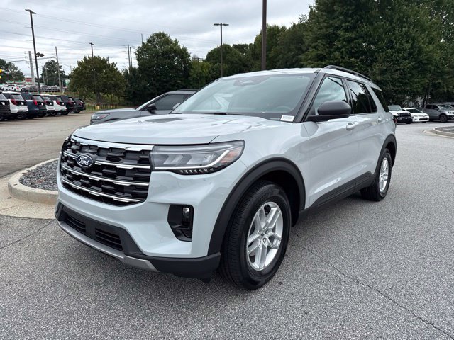 New 2027 Ford Explorer Active w/ Active Comfort Package RWD image 5