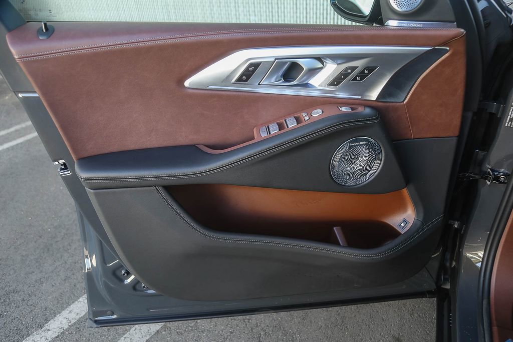 Used 2026 BMW XM Label Red w/ M Driver's Package AWD/4WD image 16