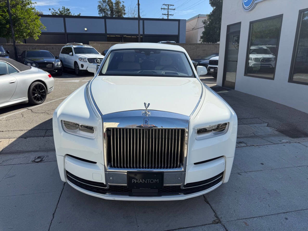 Used 2018 Rolls-Royce Phantom Sedan image 4