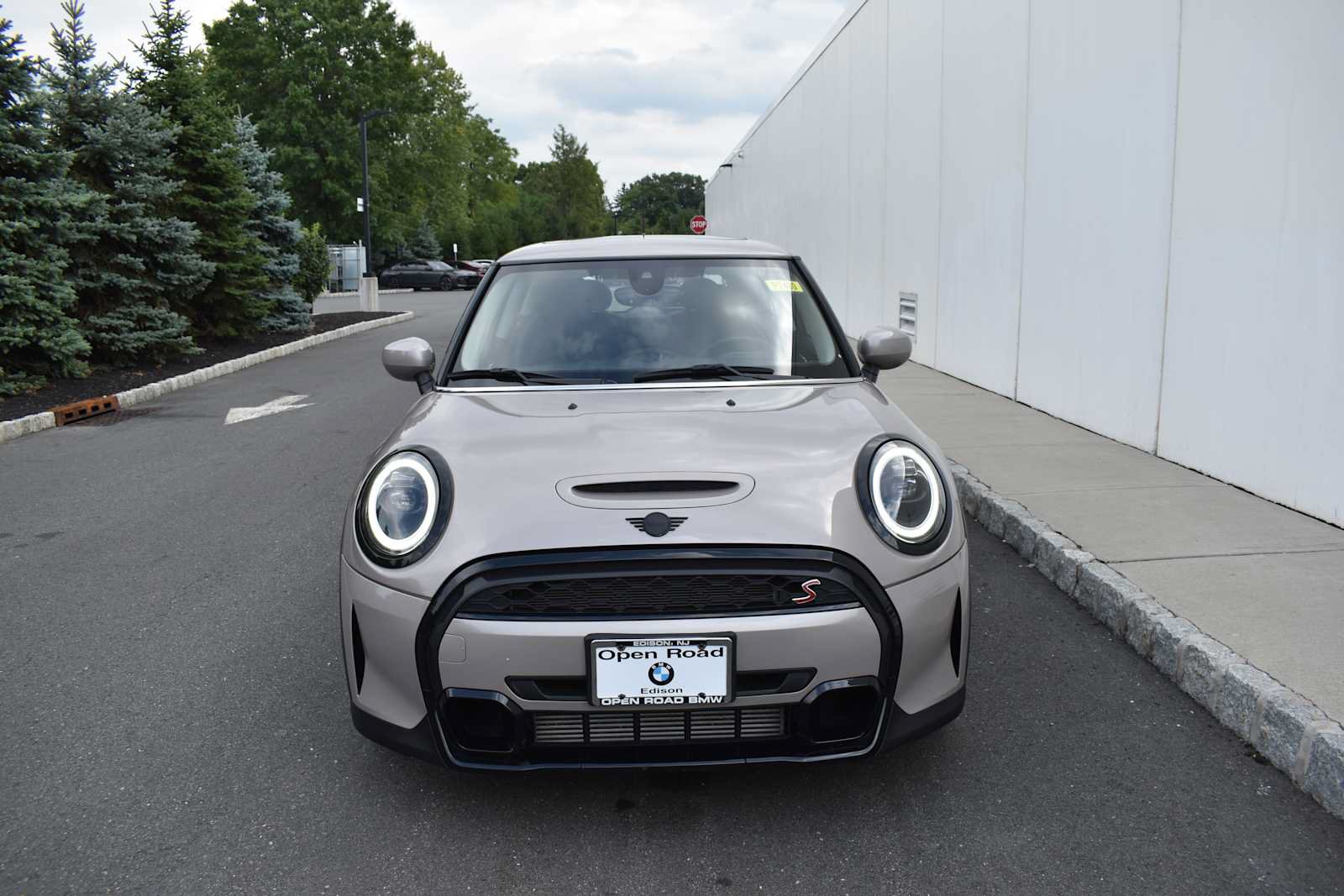 Used 2024 MINI Cooper S FWD image 2