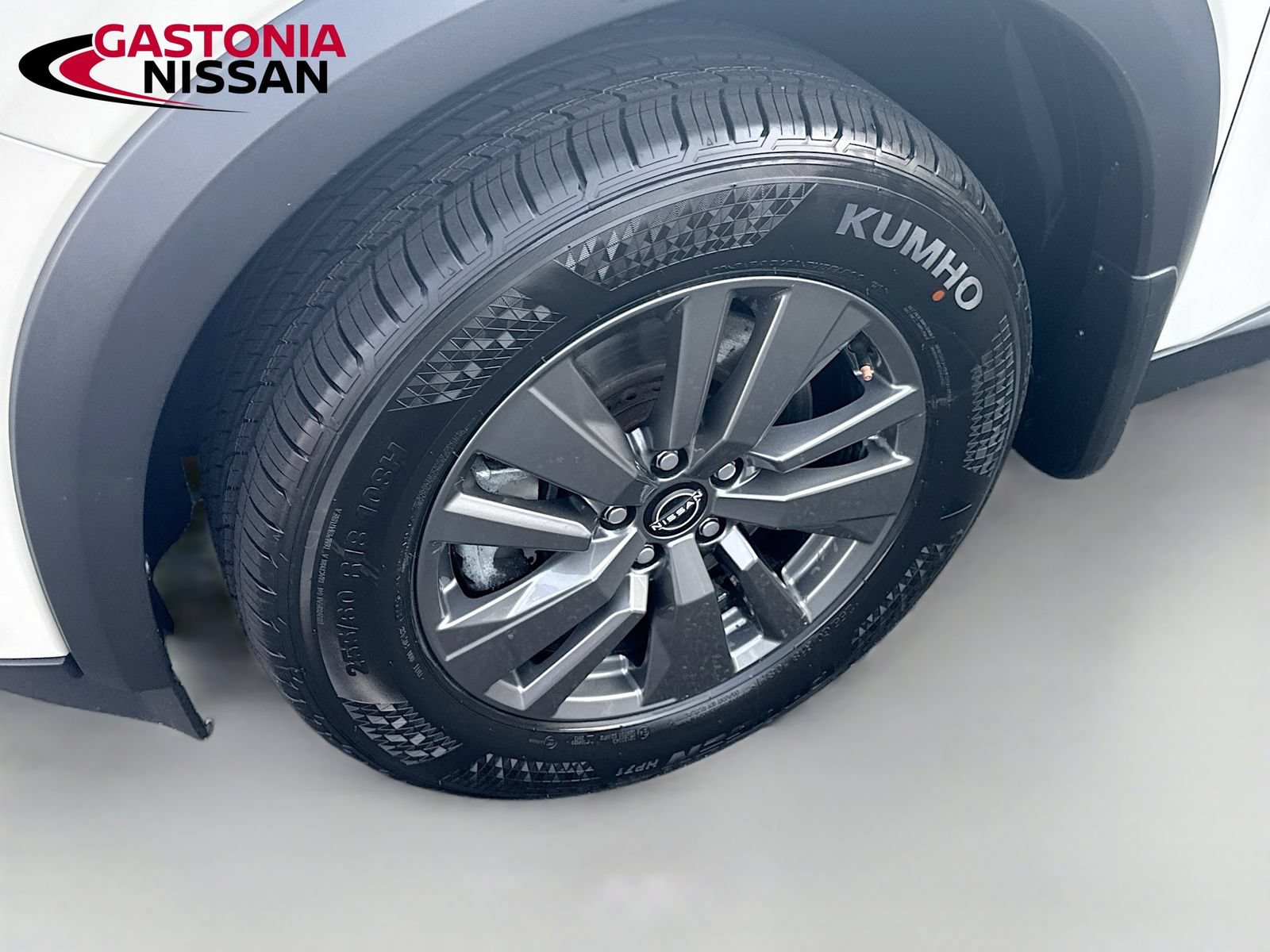 Used 2024 Nissan Pathfinder SV AWD/4WD image 39