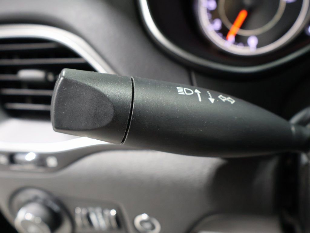 Used 2022 Jeep Cherokee Trailhawk w/ Comfort/Convenience Group image 37