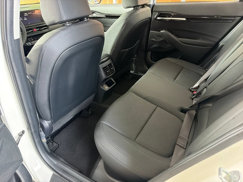Used 2024 Kia Seltos EX FWD image 31