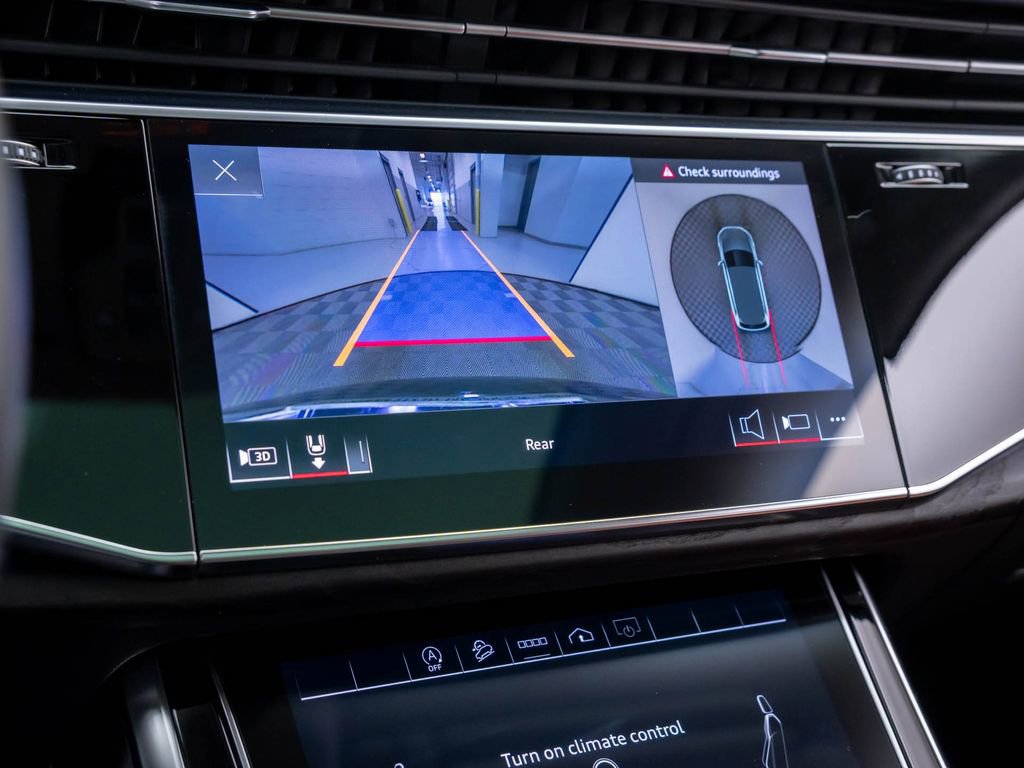 Used 2023 Audi Q7 3.0T Premium image 23