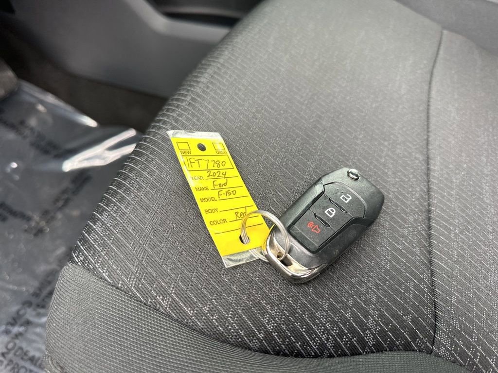 Used 2024 Ford F150 XLT w/ XLT Black Appearance Package image 34