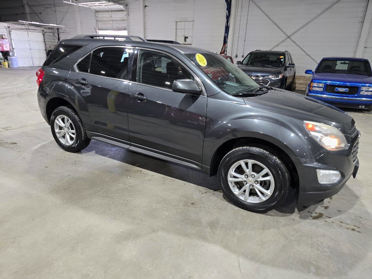 Used 2017 Chevrolet Equinox LT w/ Convenience Package AWD/4WD image 17