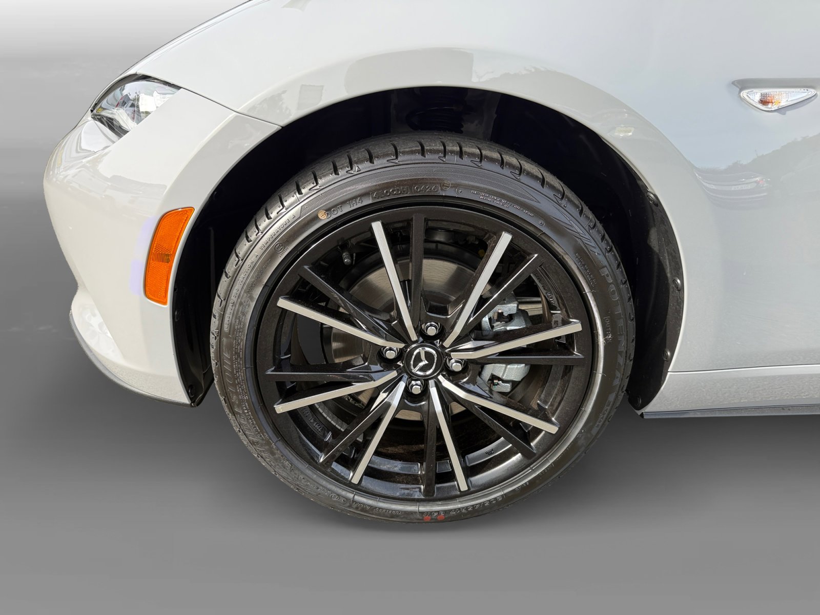 New 2026 MAZDA MX-5 Miata Grand Touring w/ Weather Package image 9